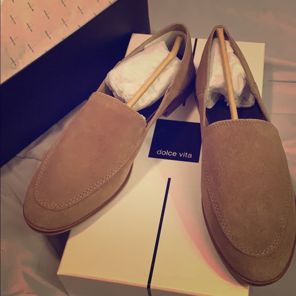 Dolce Vita almond suede loafers NIB size 8.5